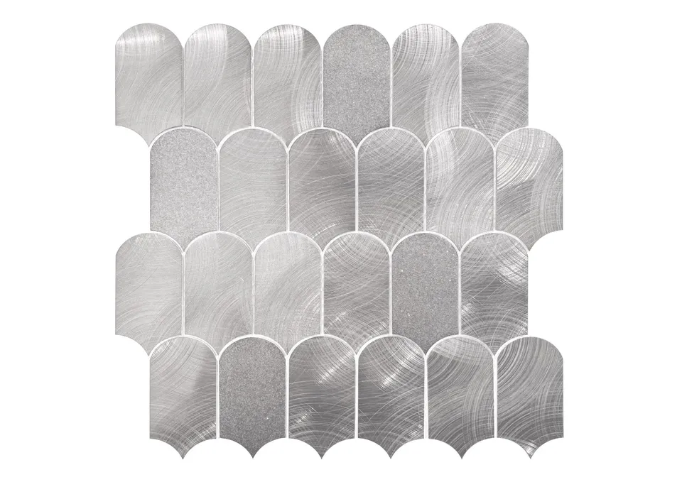 Roca Scale Silver mosaico ceramico parete squame