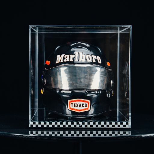 Cerasarda Art Helmets x MM Helm JHN scultura ceramica