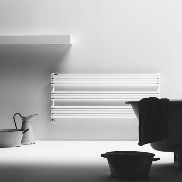 Viva Made H_20_BDO Termoarredo Bagno a Parete Acciaio
