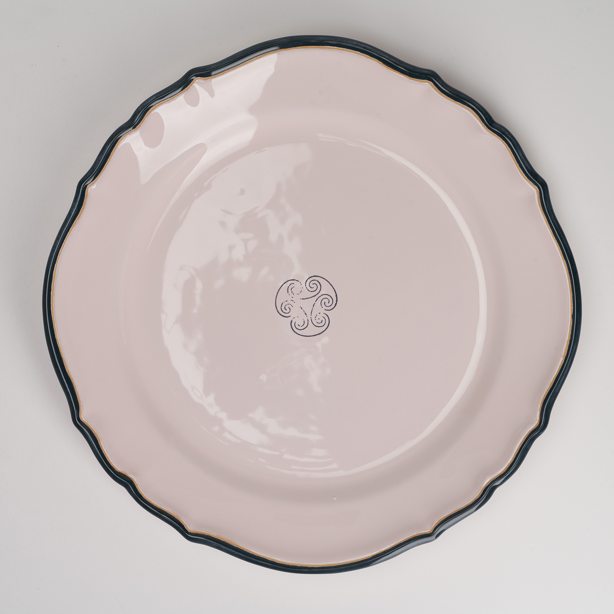 Cerasarda Arte della Tavola Segnaposto Monogram Rosa piatto
