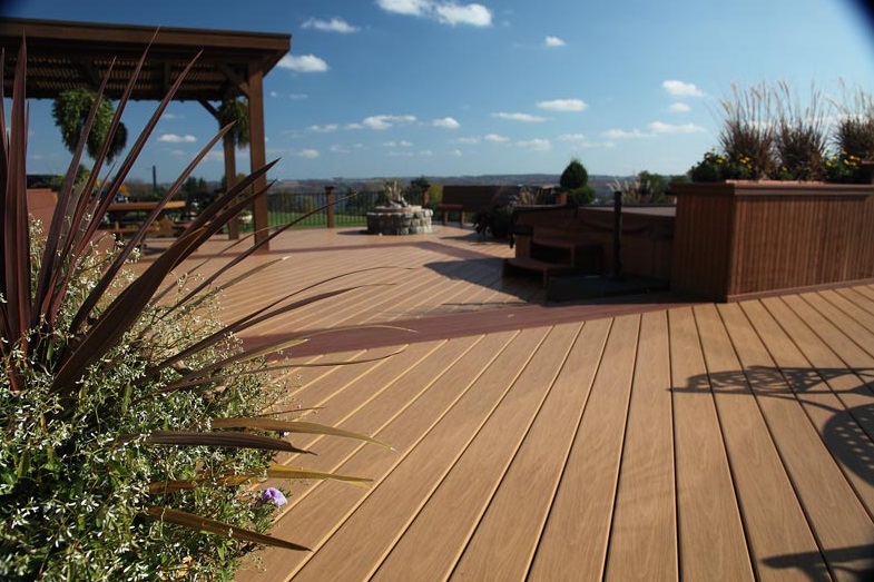 Viva Made Aquawood WPC pavimento effetto legno waterproof