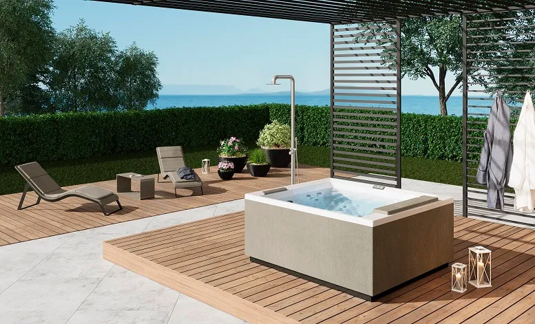 Viva Made Divina Outdoor vasca da esterno freestanding bianca