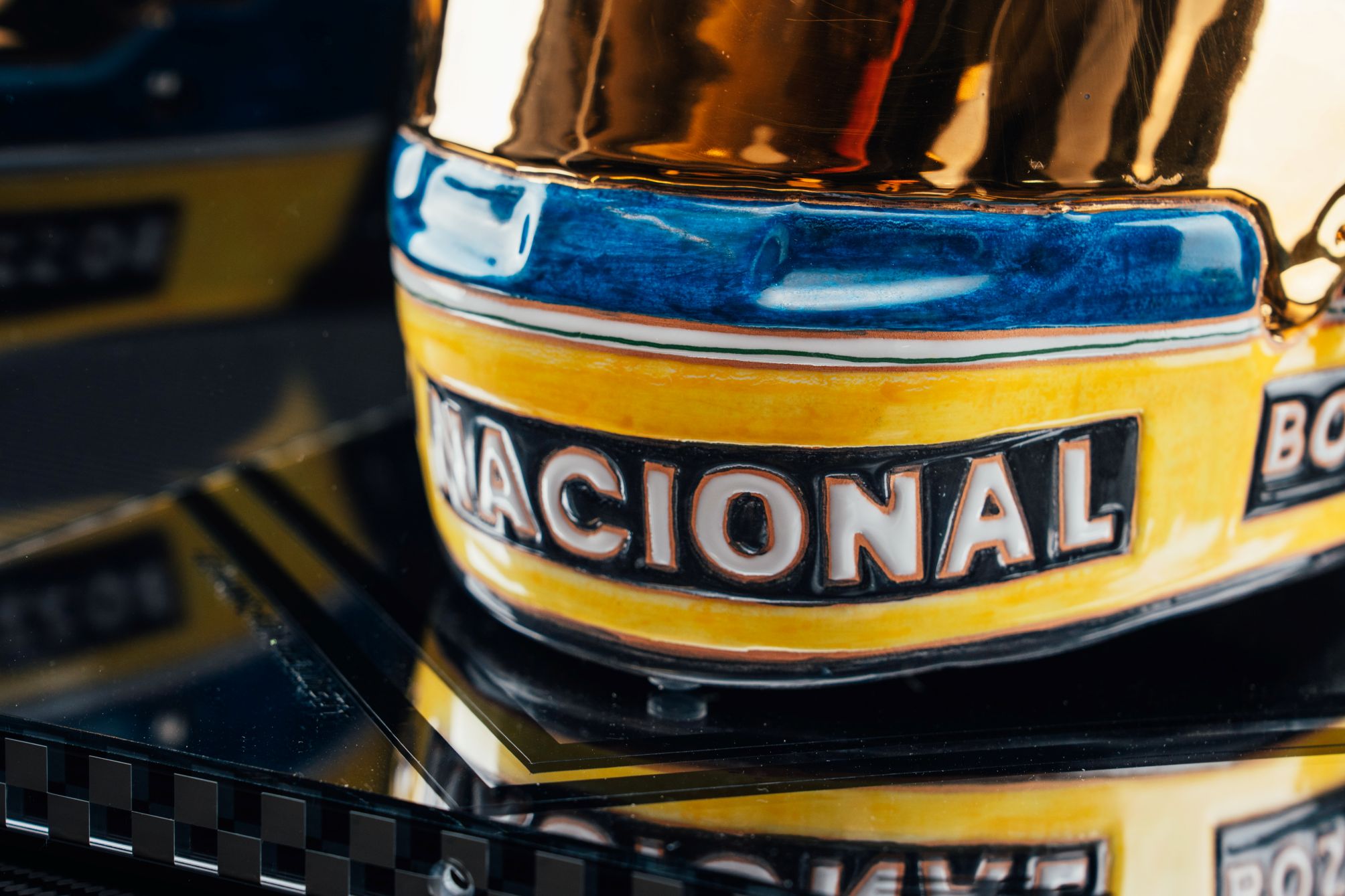 Cerasarda Art Helmets ASN88 casco ceramica decorativo Senna