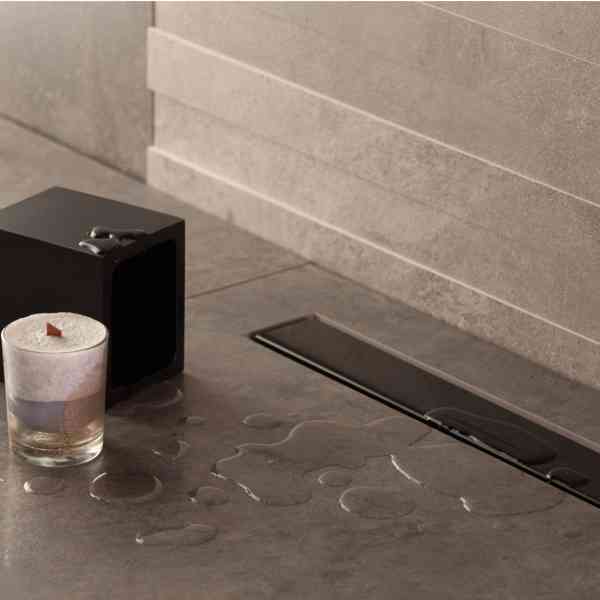 Confluo Frameless Line canalina doccia 65 cm vetro nero