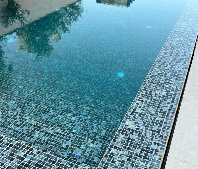 SQ Mosaic Identity Wana mosaico piscina turchese lucido